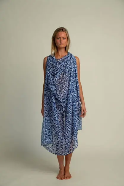 Futah Pareo Blue & White