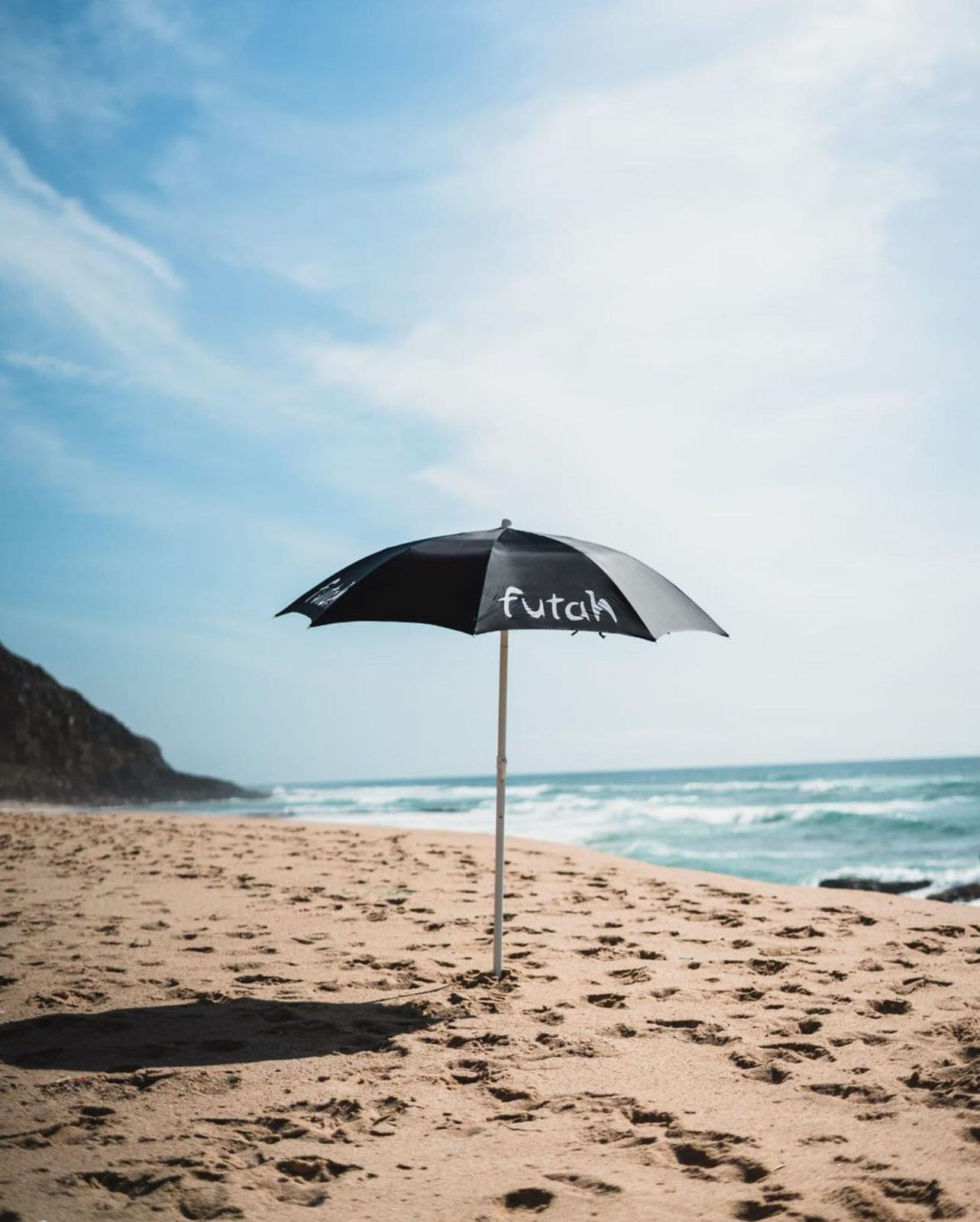 Futah - Black Beach Umbrella (1)